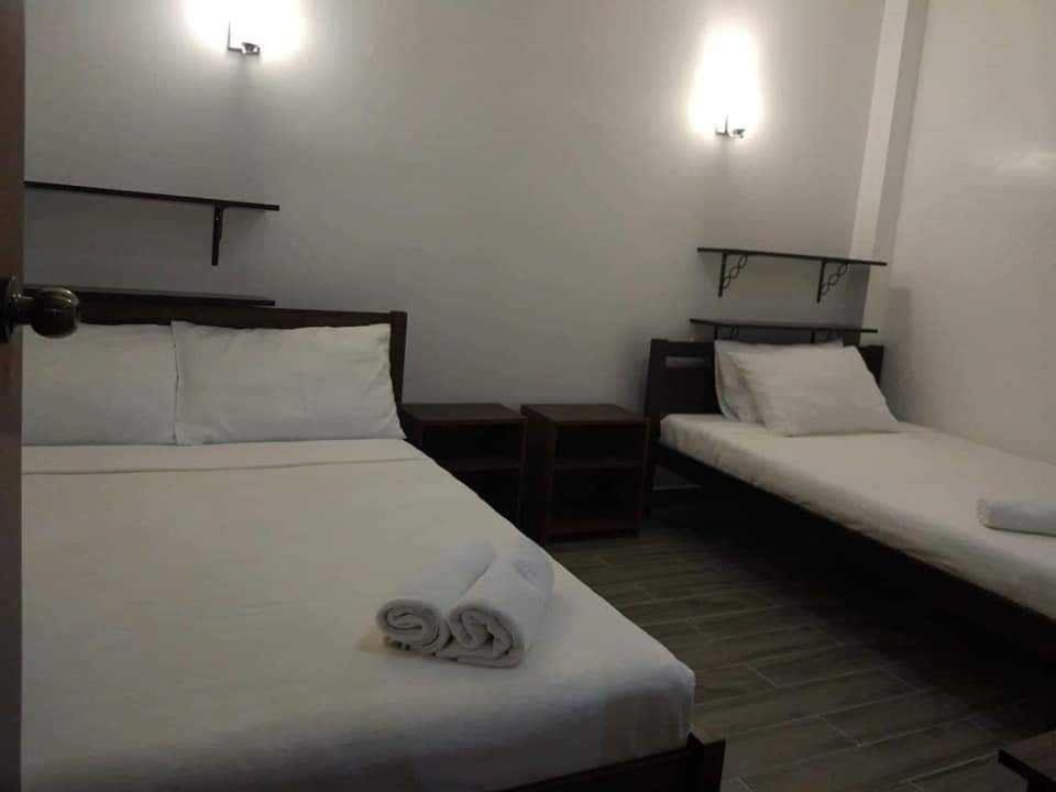 Casa Mia Inn Dauis Exterior photo