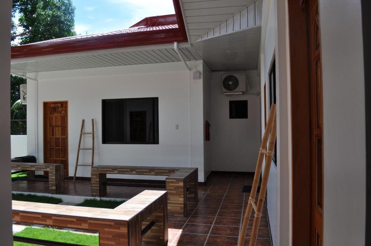 Casa Mia Inn Dauis Exterior photo